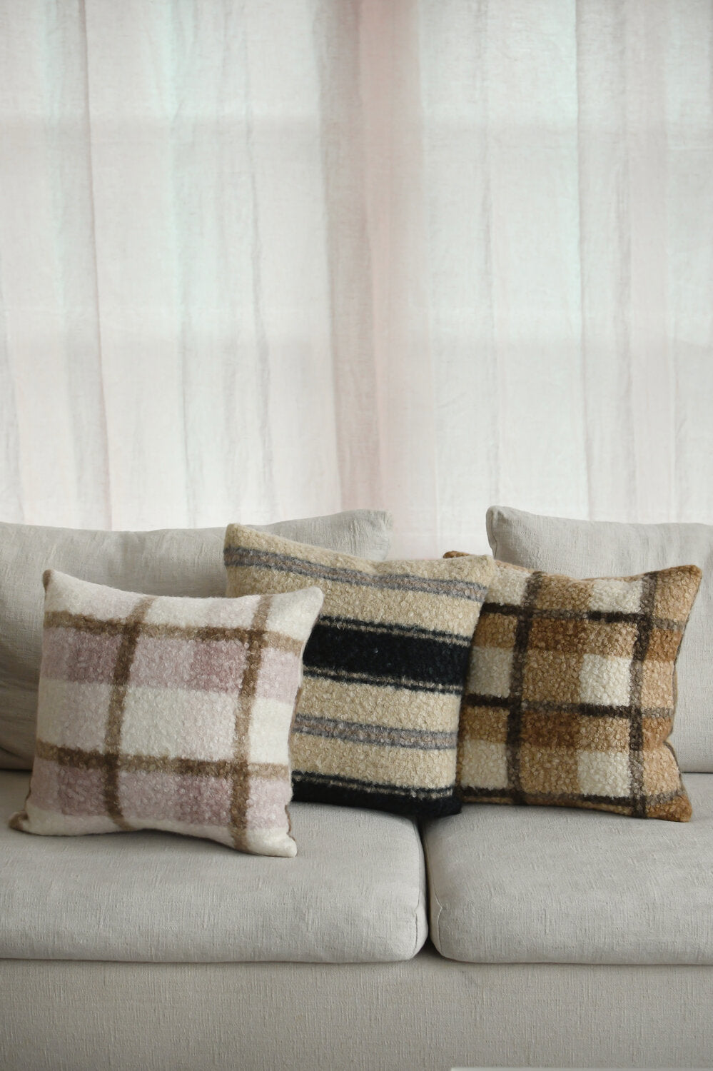 Ternet pude, rosa - 45x45 cm